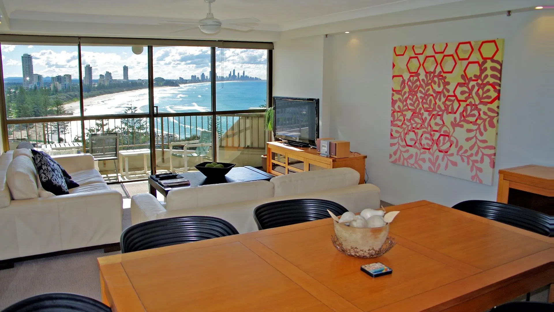 Gemini Court Holiday Apartments Gold Coast 4*,