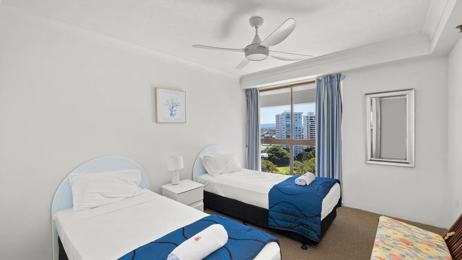 Gemini Court Holiday Apartments Gold Coast 4*,